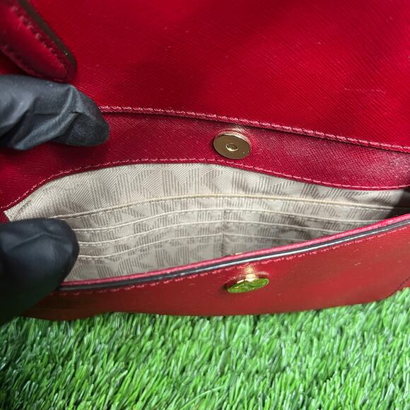 Michael Kors Red Burgundy Handbag Tote Bucket‎ Purse - Picture 2 of 8